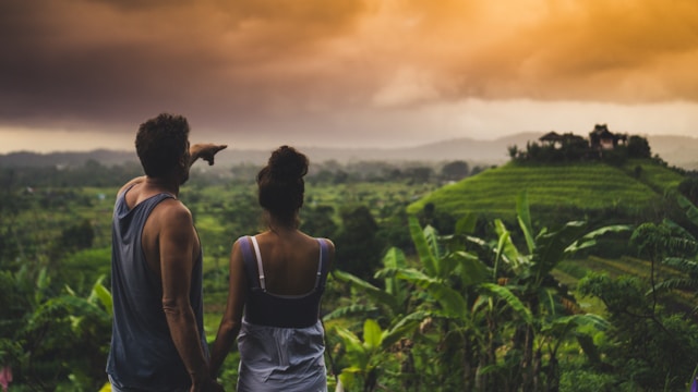 signs you should apply for a digital nomad visa